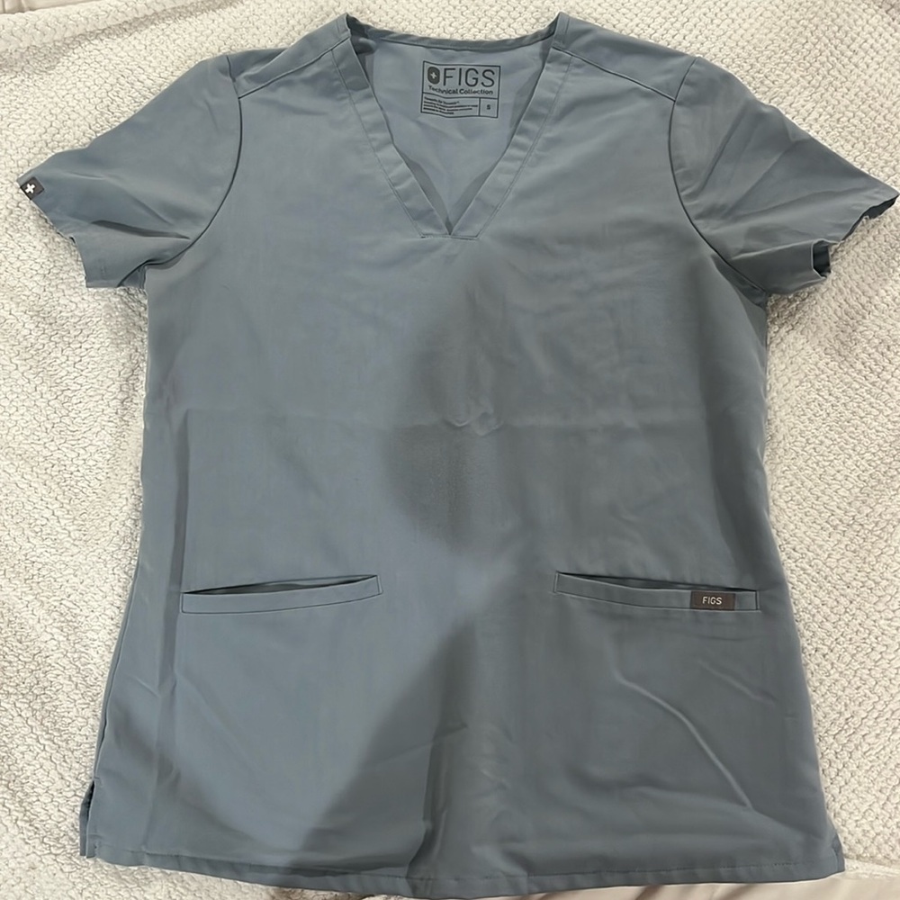 Light blue figs shirt